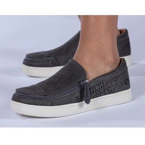 NEW Billy Footwear Women Perf Low Top Zip Up Mocs Gray Adaptive Size 6.5 M BY375
